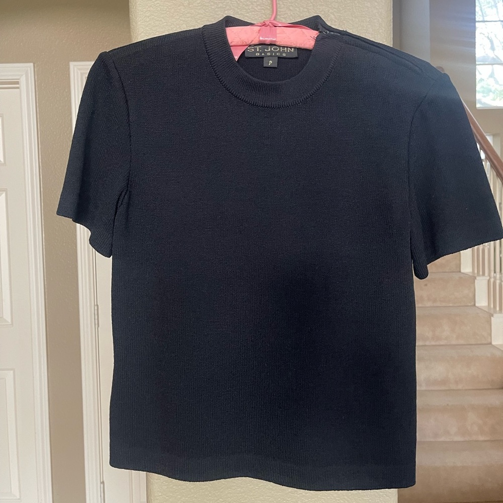 St John basics short sleeve knit shirt size P